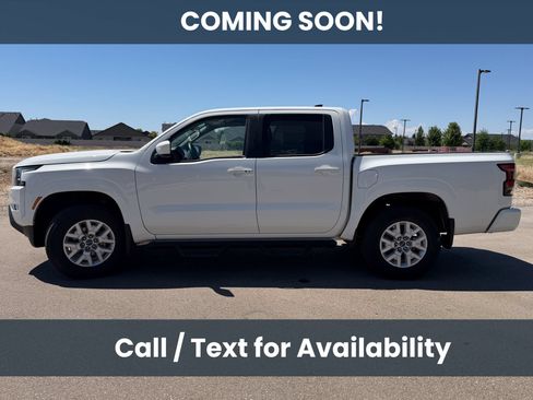 Used 2023 Nissan Frontier SV w/ SV Convenience Package AWD/4WD image 4