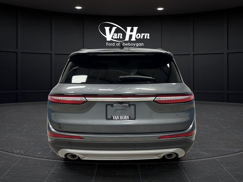 Used 2025 Lincoln Corsair Reserve AWD/4WD image 5