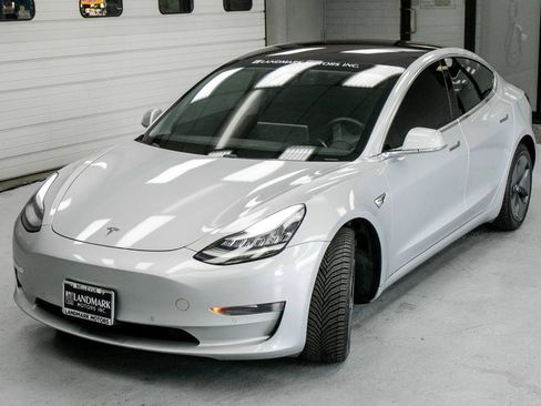 Used 2018 Tesla Model 3 Long Range AWD/4WD image 9