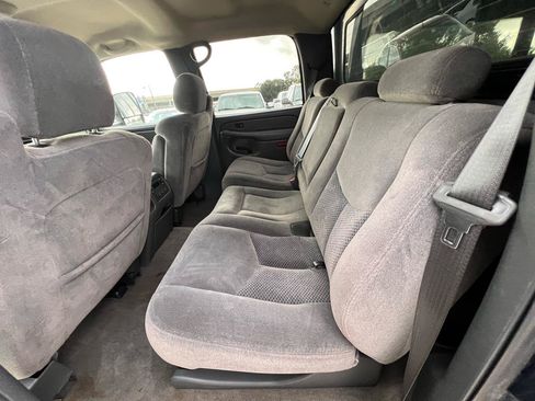 Used 2007 Chevrolet Silverado 2500 LT w/ Heavy-Duty Power Package RWD image 42