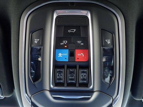 New 2026 Jeep Grand Wagoneer 4WD w/ Premium Group I image 24