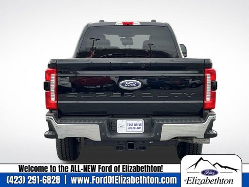 New 2026 Ford F250 4x4 Crew Cab Super Duty image 5