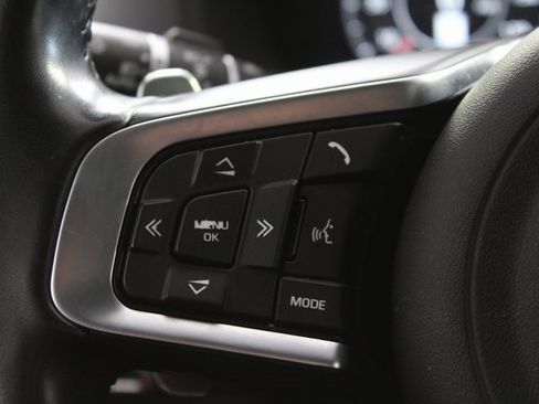 Used 2020 Jaguar F-PACE Checkered Flag image 19