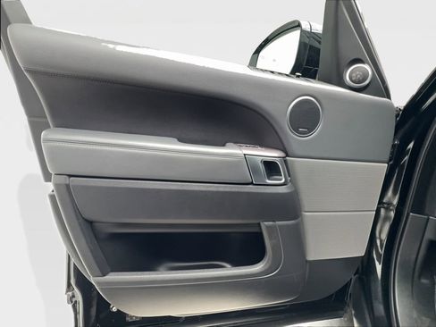 Used 2014 Land Rover Range Rover Sport HSE image 21