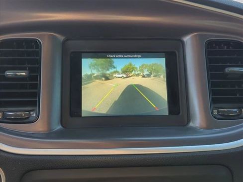 Used 2020 Dodge Charger SXT w/ Blacktop Package image 18