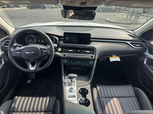 New 2026 Genesis G70 2.5T Prestige image 10