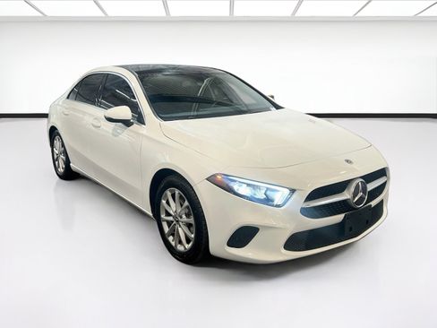 Used 2019 Mercedes-Benz A 220 image 3