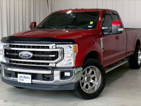 Used 2022 Ford F250 Lariat w/ Lariat Value Package RWD image 2