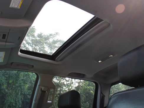 Used 2019 Chevrolet Silverado 2500 LTZ w/ Duramax Plus Package AWD/4WD image 13