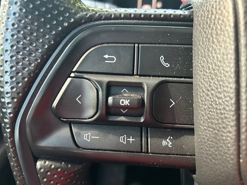 Used 2025 Toyota Tacoma SR5 RWD image 19