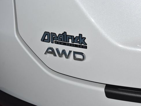 Used 2025 Honda Pilot EX-L image 33