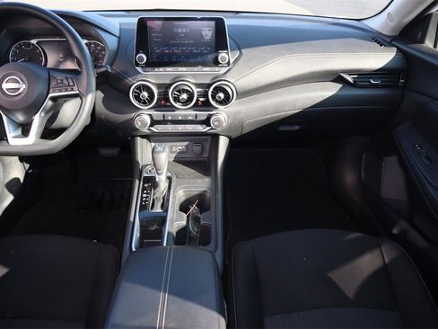 Certified 2025 Nissan Sentra SV image 18