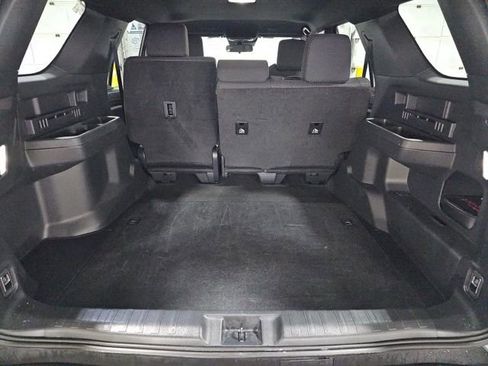 Used 2025 Toyota 4Runner SR5 image 17