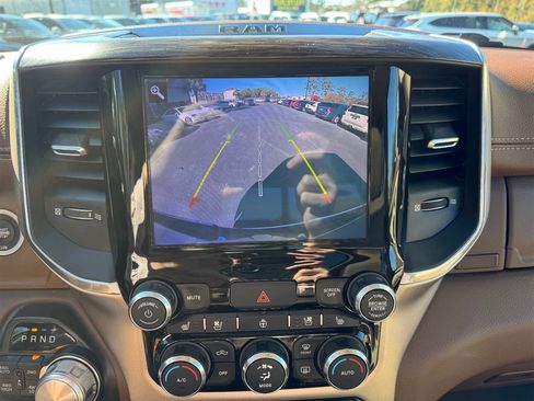 Used 2019 RAM 1500 Laramie image 18