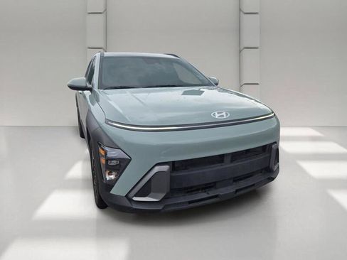 Used 2024 Hyundai Kona SEL FWD image 3