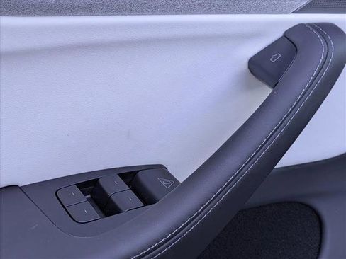 Used 2026 Tesla Model Y 2WD image 12