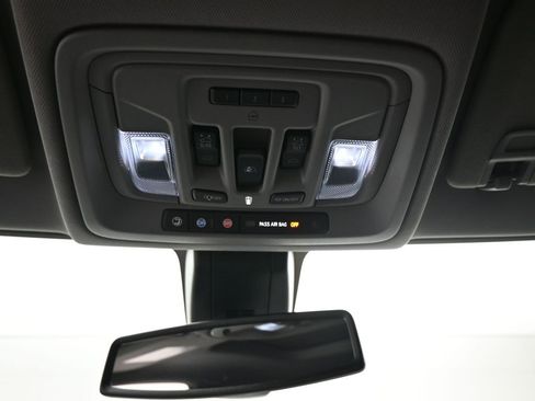 Used 2019 GMC Sierra 1500 SLT w/ SLT Premium Plus Package image 16