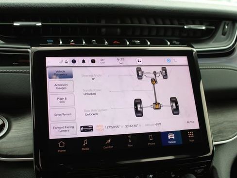 Used 2023 Jeep Grand Cherokee 30th Anniversary image 24