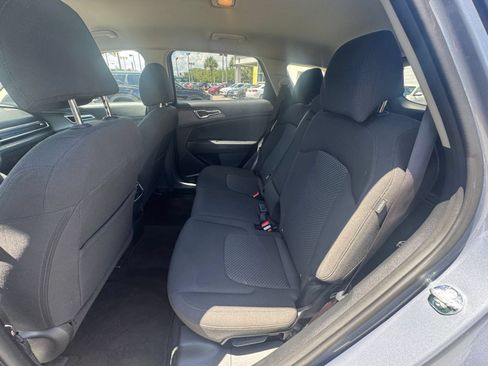 Used 2025 Kia Sportage LX FWD image 24