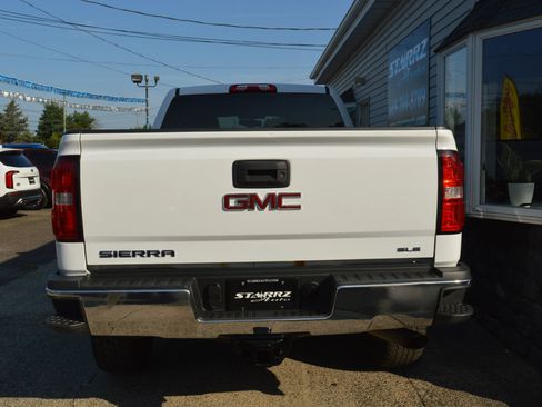 Used 2019 GMC Sierra 2500 SLE image 4
