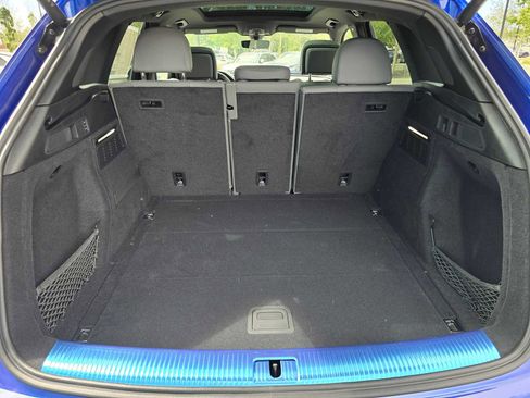 New 2025 Audi SQ5 Prestige image 14