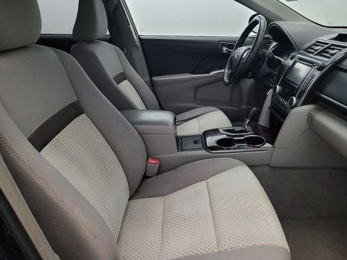 Used 2014 Toyota Camry XLE image 21