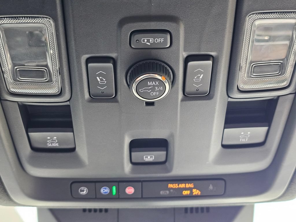 Used 2021 Cadillac Escalade Sport Platinum w/ LPO, ONYX Package AWD/4WD image 36
