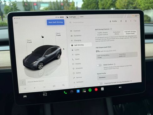 Used 2023 Tesla Model Y Long Range AWD/4WD image 37