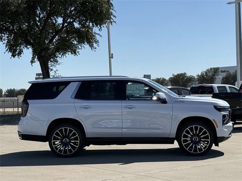 New 2026 Chevrolet Tahoe High Country image 3