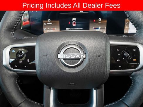 Used 2025 Nissan Armada SL w/ Captain's Chari Seat Package AWD/4WD image 12