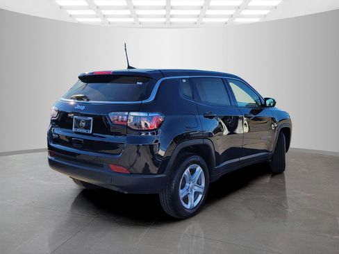 Used 2023 Jeep Compass Sport AWD/4WD image 3