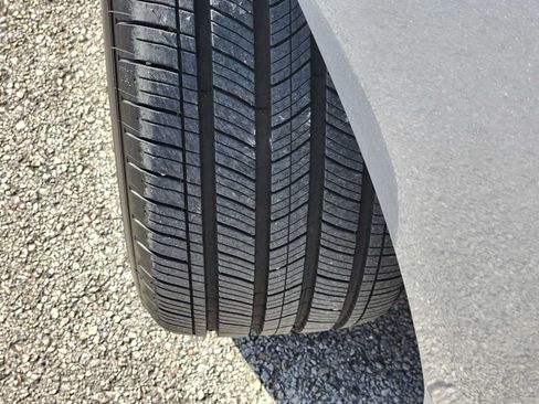 Used 2025 Honda Accord LX image 10