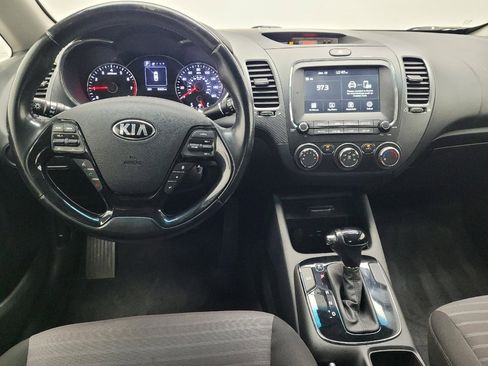 Used 2017 Kia Forte S FWD image 22