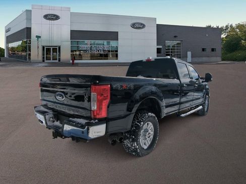 Used 2019 Ford F350 XLT w/ XLT Value Package image 11