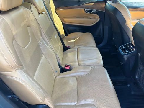 Used 2017 Volvo XC90 T6 Inscription w/ Convenience Package AWD/4WD image 19