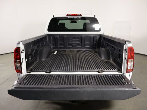 Used 2021 Nissan Frontier S w/ S Utility Package RWD image 16