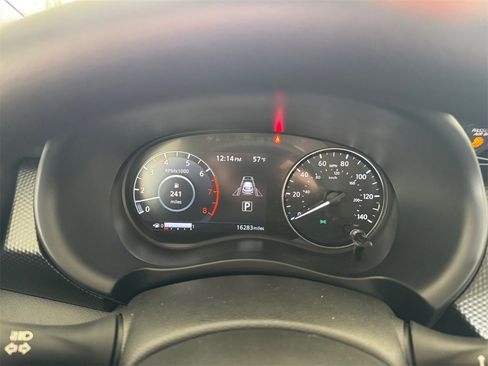 Used 2024 Nissan Kicks SV image 16