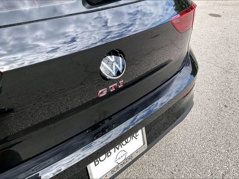 Used 2024 Volkswagen GTI SE FWD image 8