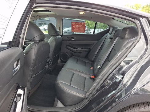 Certified 2022 Nissan Altima 2.5 SL FWD image 11