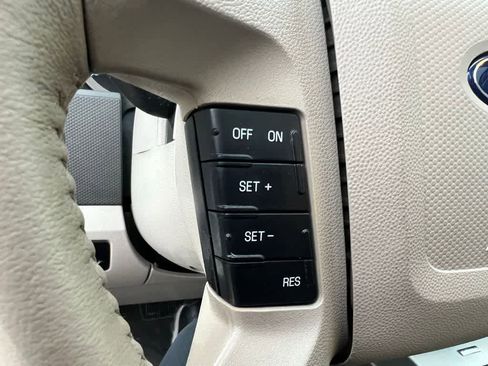 Used 2011 Ford Escape XLT w/ 202A Rapid Spec Order Code image 31