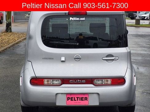 Used 2010 Nissan Cube 1.8 SL w/ SL Preferred Pkg FWD image 5