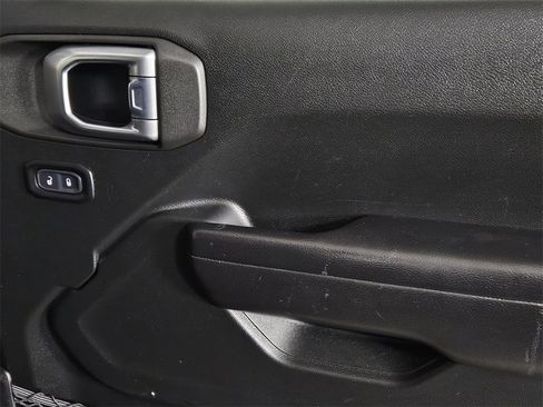 Used 2020 Jeep Gladiator Rubicon image 38