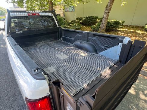 Used 2011 RAM 1500 Classic SLT RWD image 11