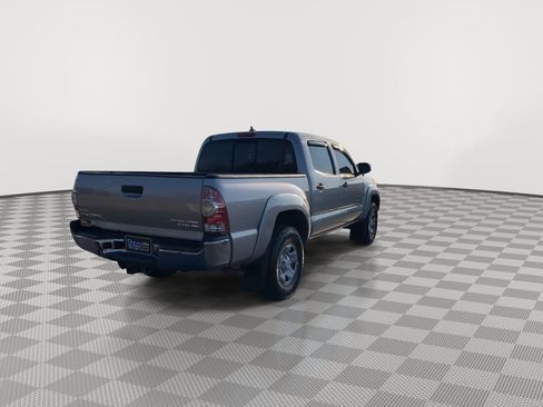 Used 2014 Toyota Tacoma PreRunner image 8
