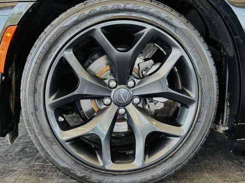 Used 2022 Chrysler 300 S RWD image 23