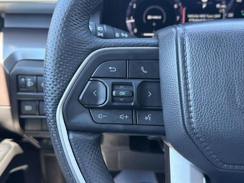 Used 2025 Toyota Tacoma TRD Off-Road image 18