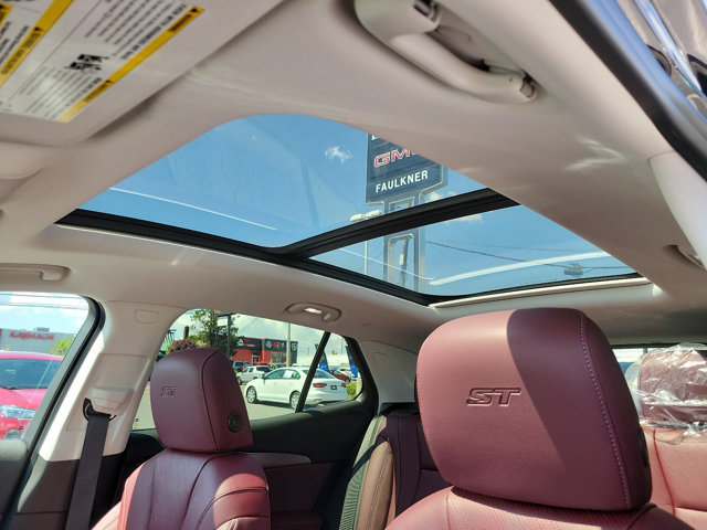 Used 2024 Buick Envision Sport Touring AWD/4WD image 12