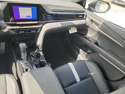 New 2026 Toyota Camry SE w/ Convenience Package FWD image 28