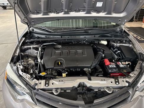 Used 2015 Toyota Corolla LE FWD image 28