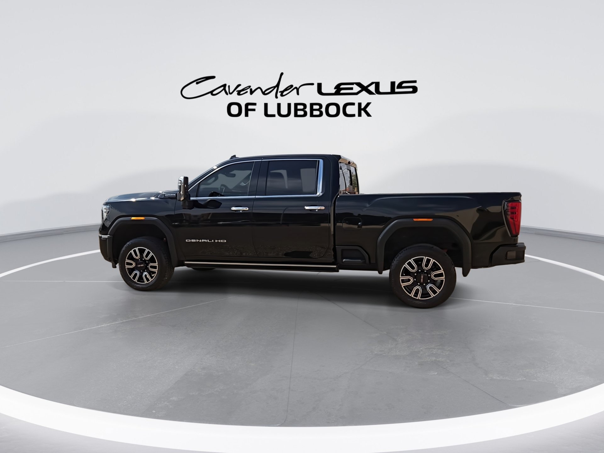 Used 2024 GMC Sierra 2500 Denali Ultimate AWD/4WD image 6